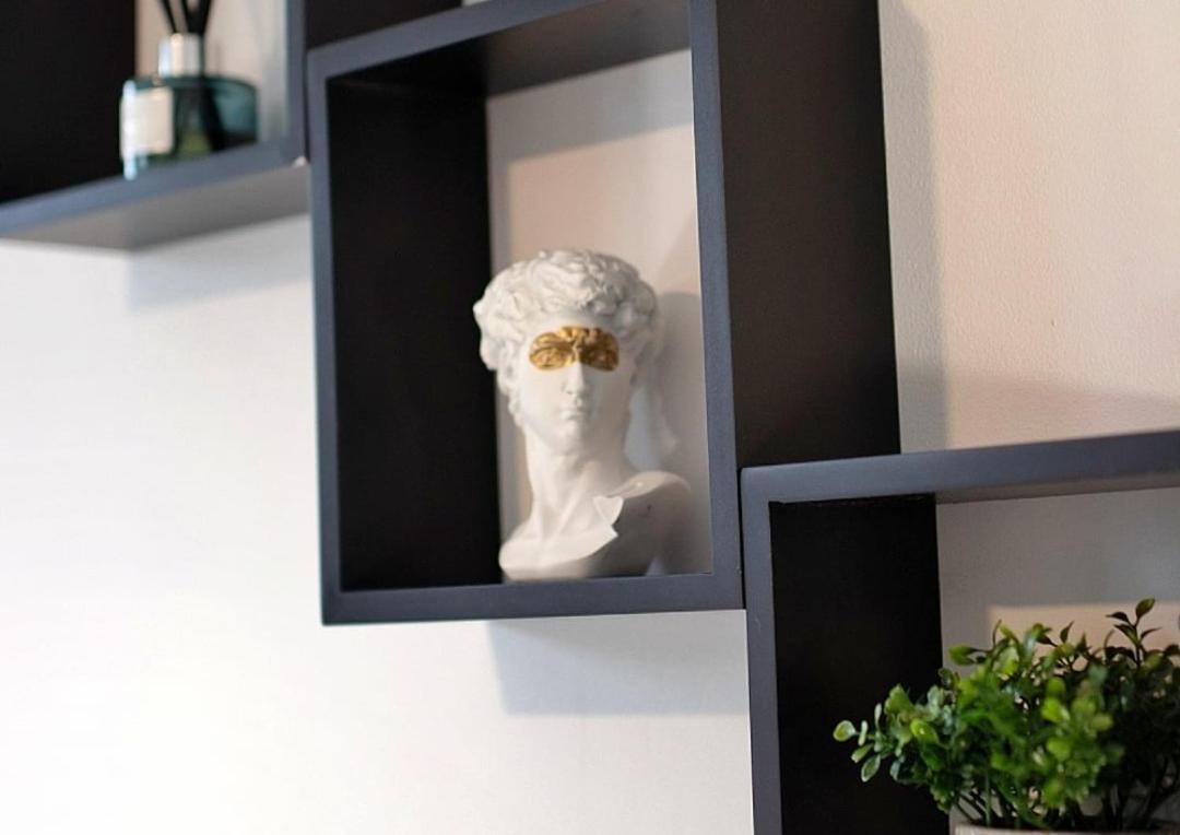 Spacious 3 Bed Apartment, En-Suites, Near Train Station! واتفورد المظهر الخارجي الصورة